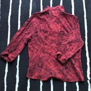 Tianello Long Sleeve pattern maroon blouse. NWT.